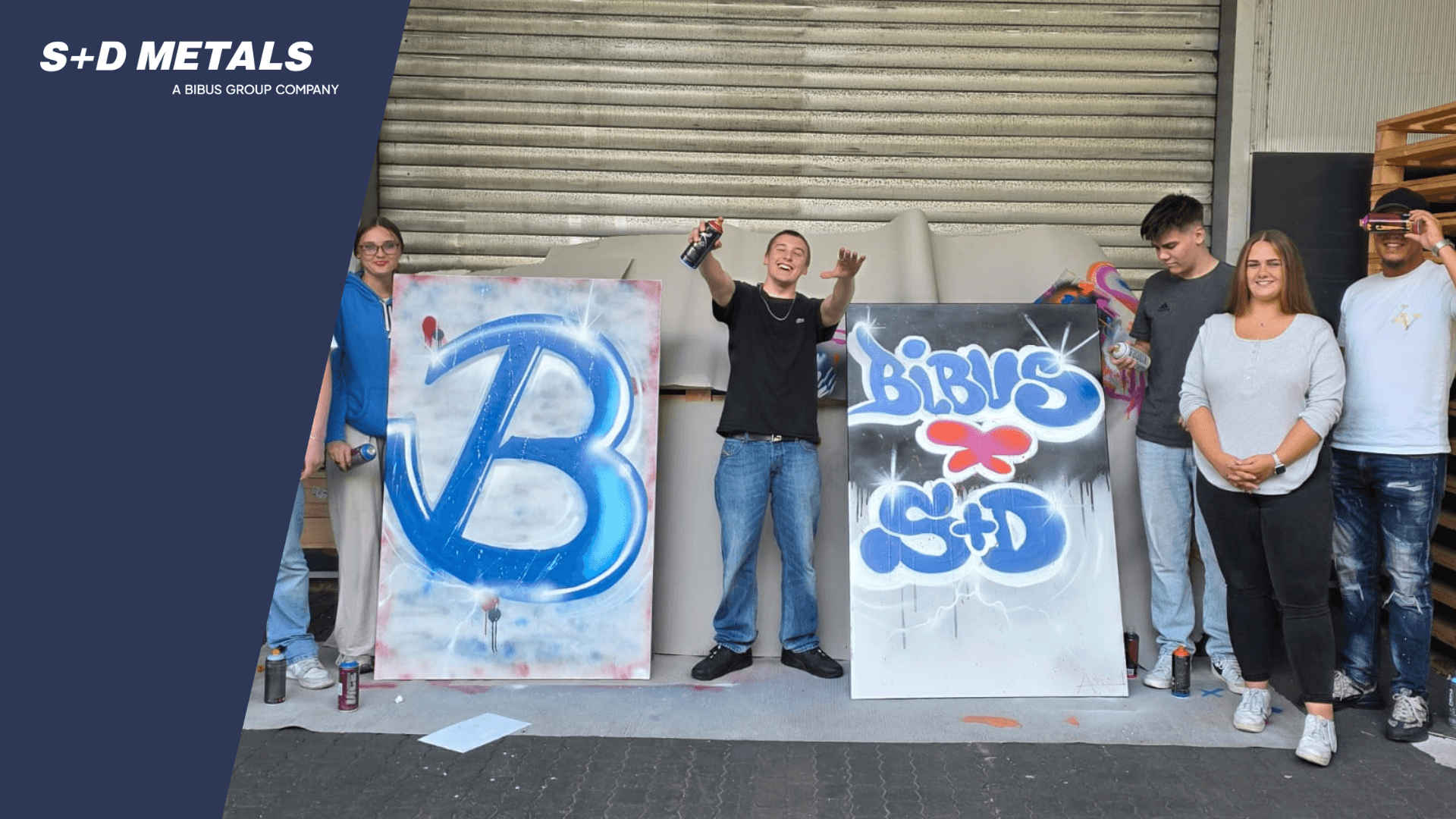 Azubi_Networking_Gruppenfoto_Graffiti_News